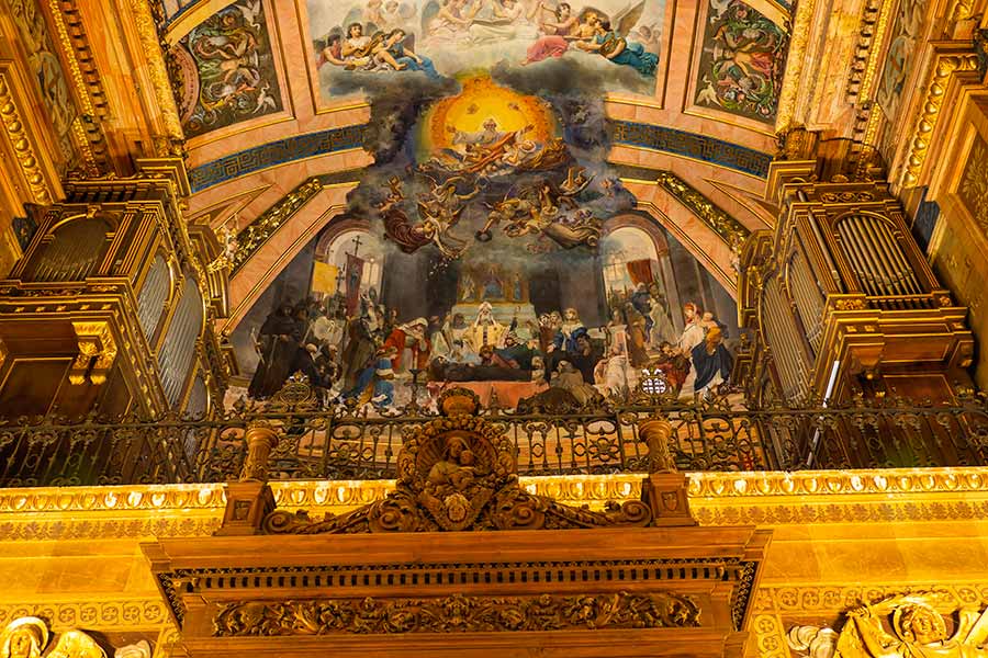 Interior de la Basílica de San Francisco